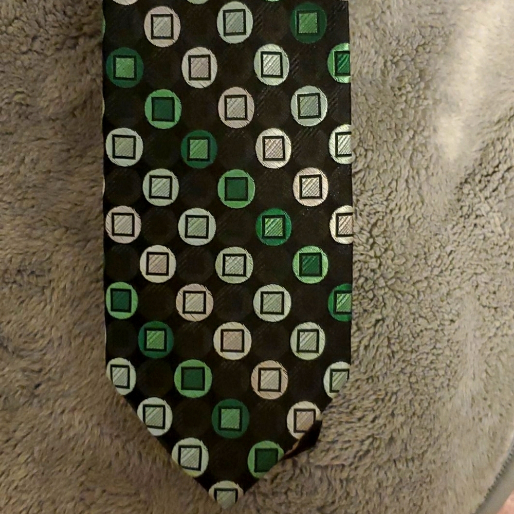 Men's tie